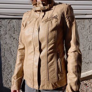 WOMEN’S FAUX LEATHER JACKET